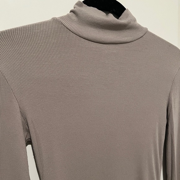 Apricot Lane Ribbed Turtleneck Top - Picture 3 of 5